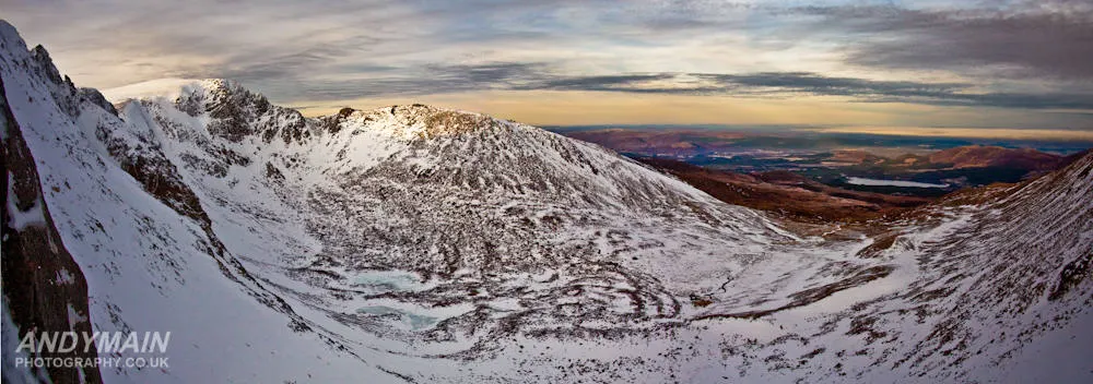 Moring light hits Coire an t'Sneachda in fine early season coditions